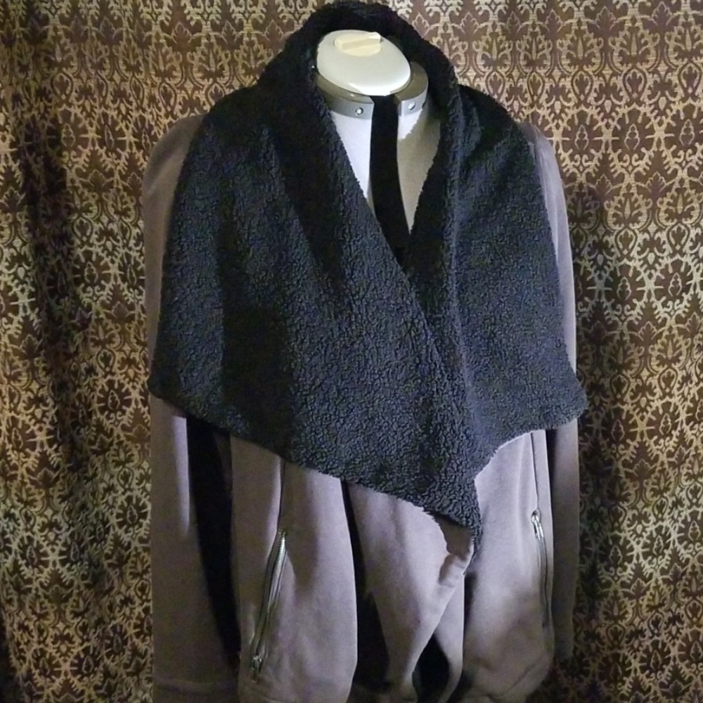 Democracy sweater 1X women's